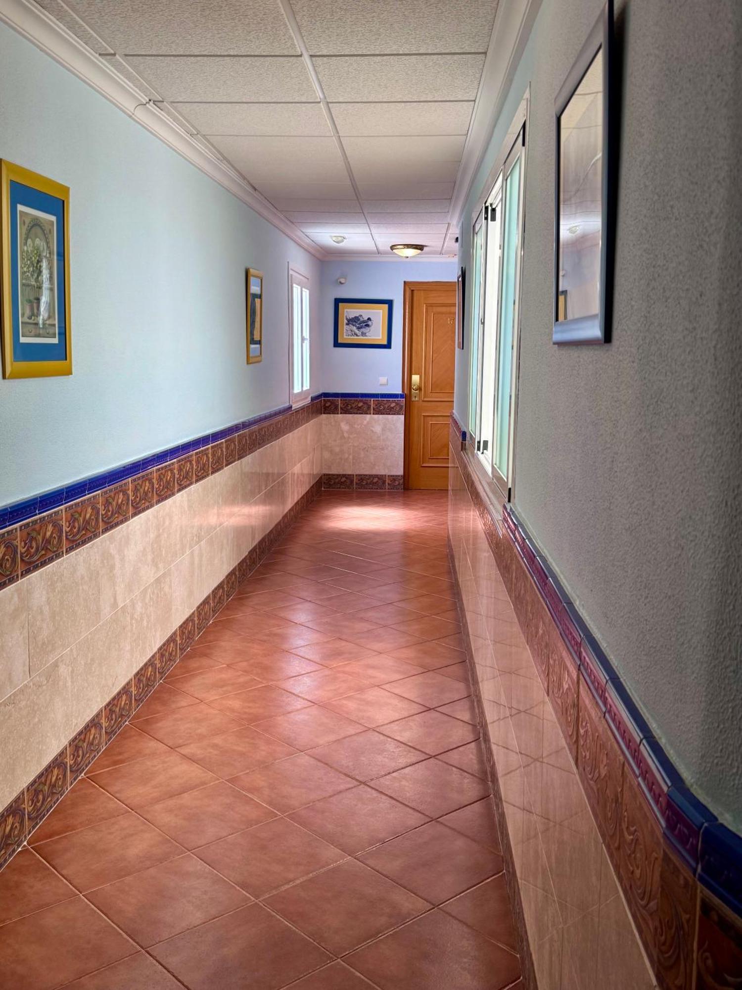 Apartamentos Nina De Oro Torremolinos Dış mekan fotoğraf