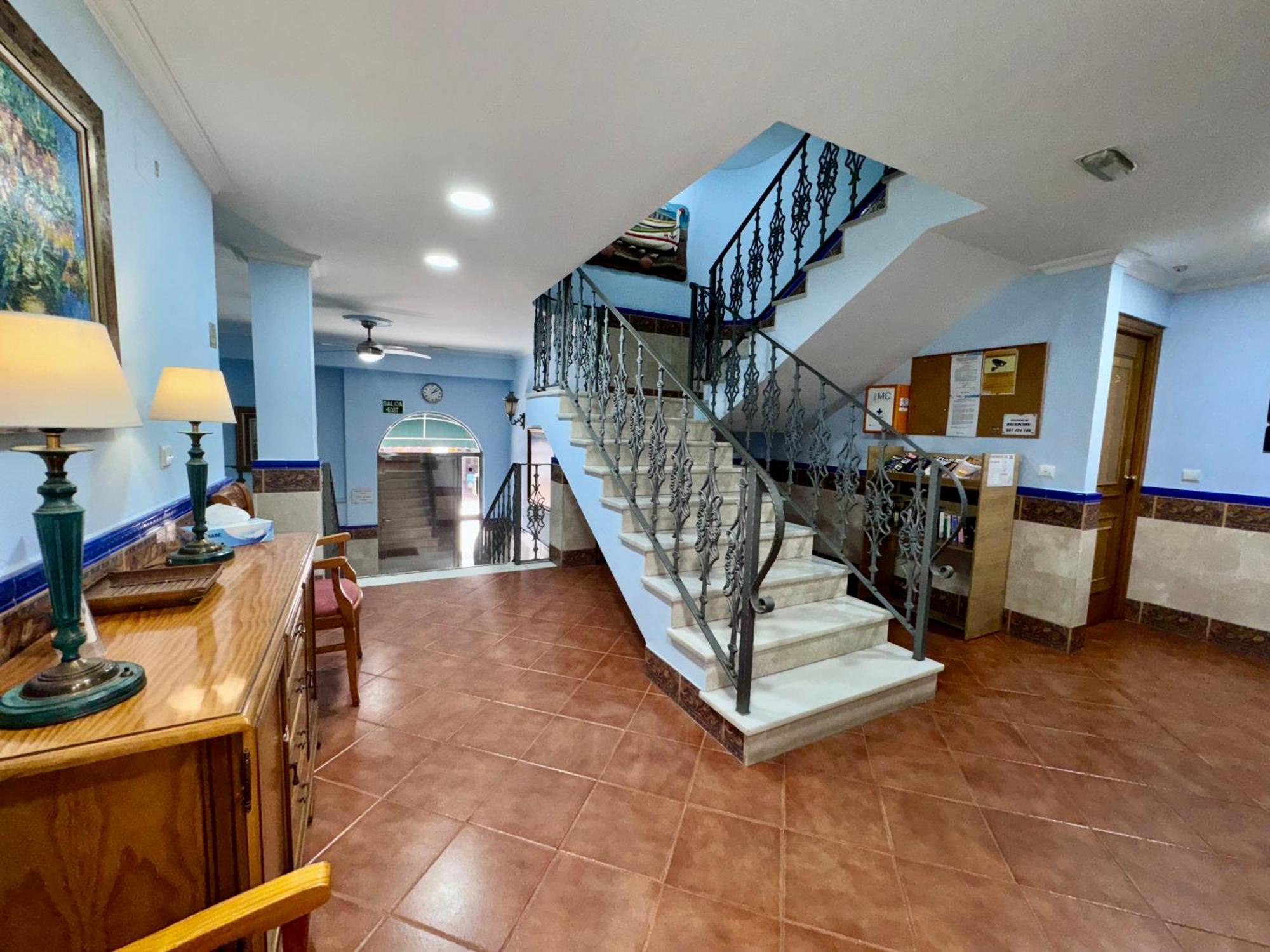Apartamentos Nina De Oro Torremolinos Dış mekan fotoğraf