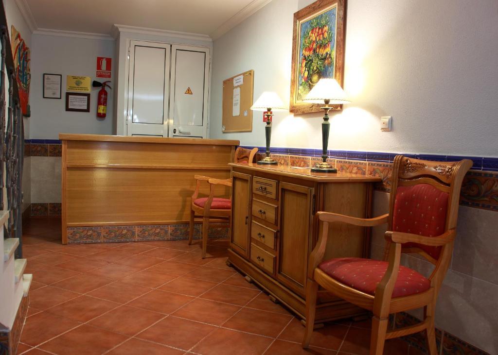 Apartamentos Nina De Oro Torremolinos Dış mekan fotoğraf